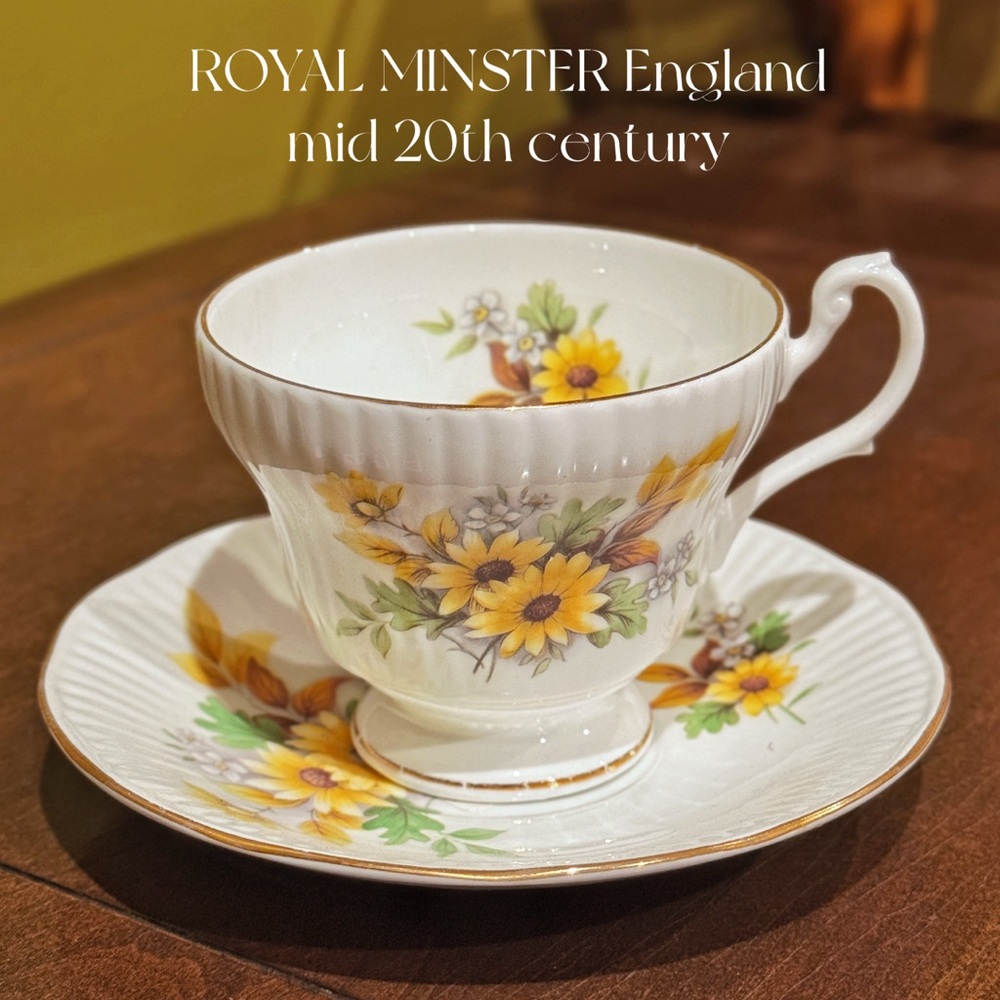 ROYAL MINSTER England vintage bone china teacup and saucer